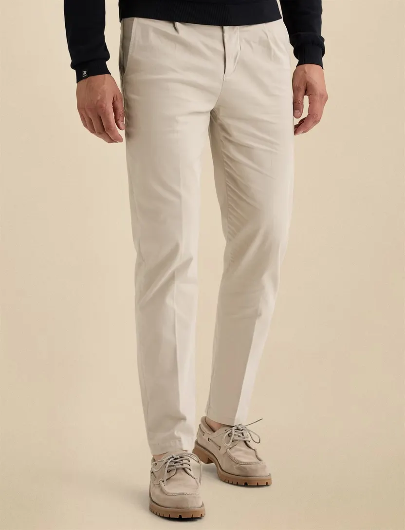 Chino Vanguard V35 creme normale fit