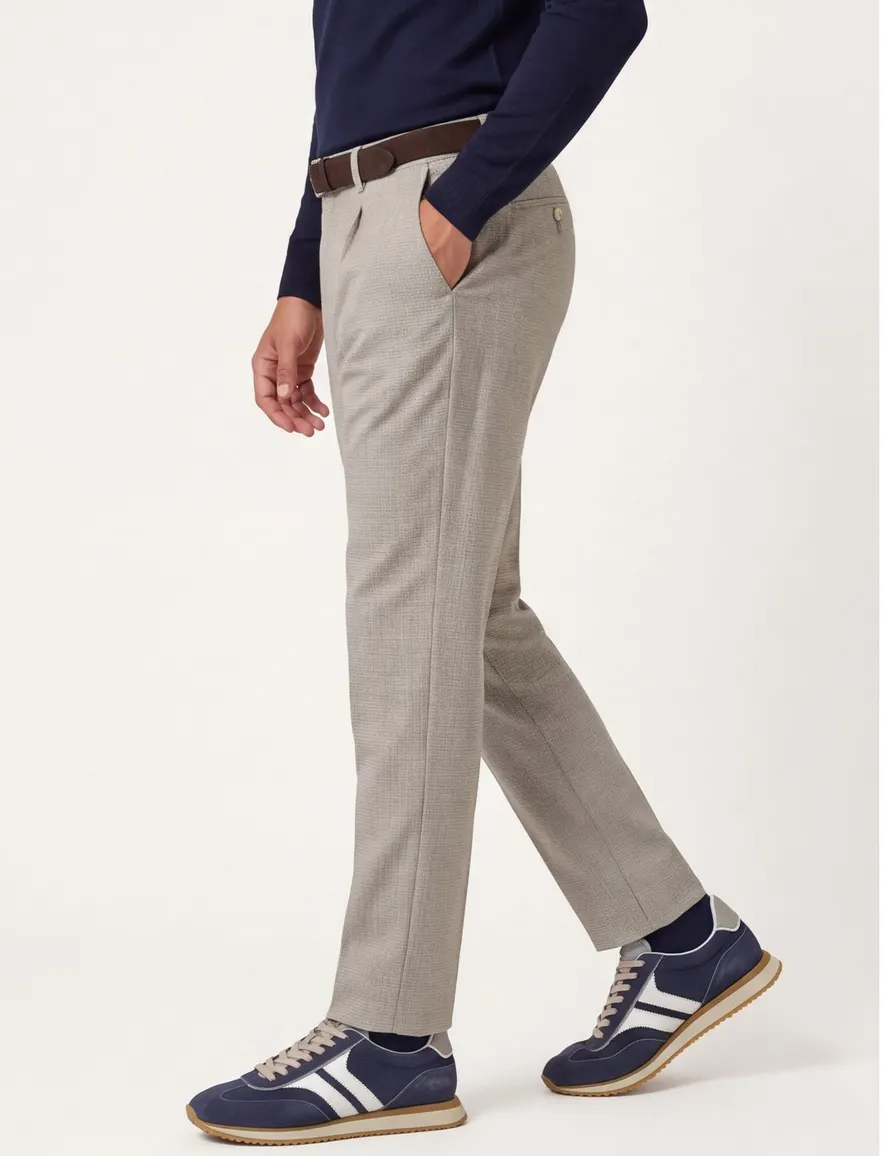 North84 beige chino met bandplooi