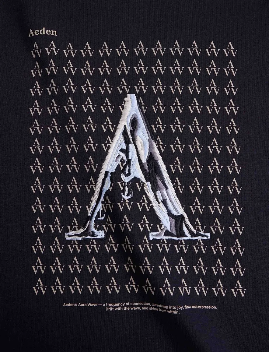 Aeden trui donkerblauw met backprint