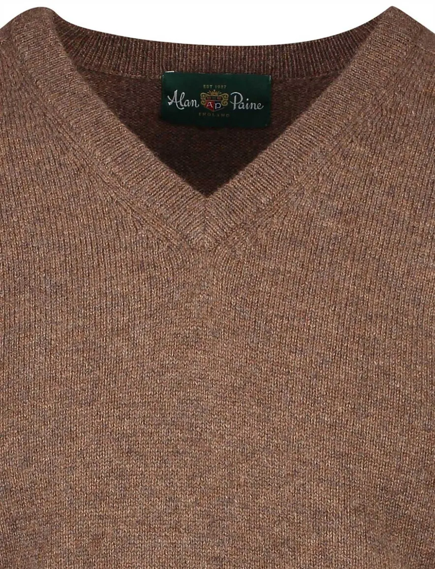 Alan Paine lamswol trui v-hals bruin