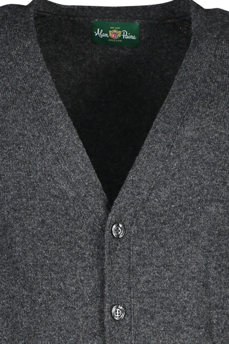 Alan Paine lamswollen vest antraciet knopen