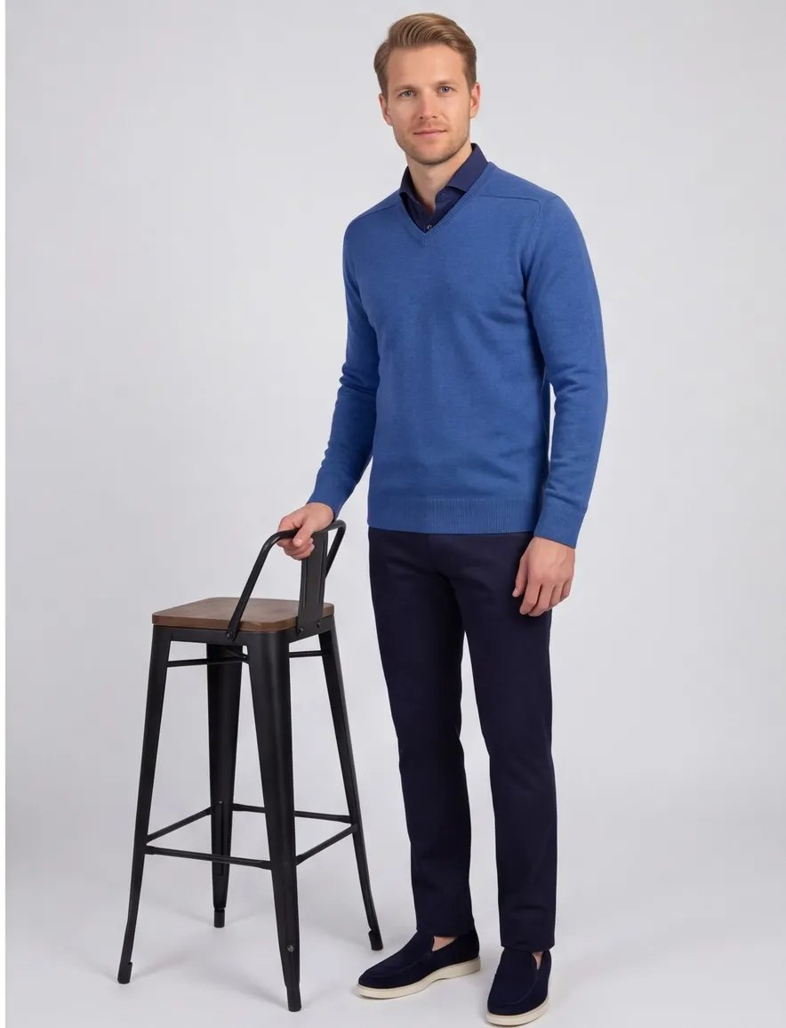 William Lockie trui blauw v-hals lamswol