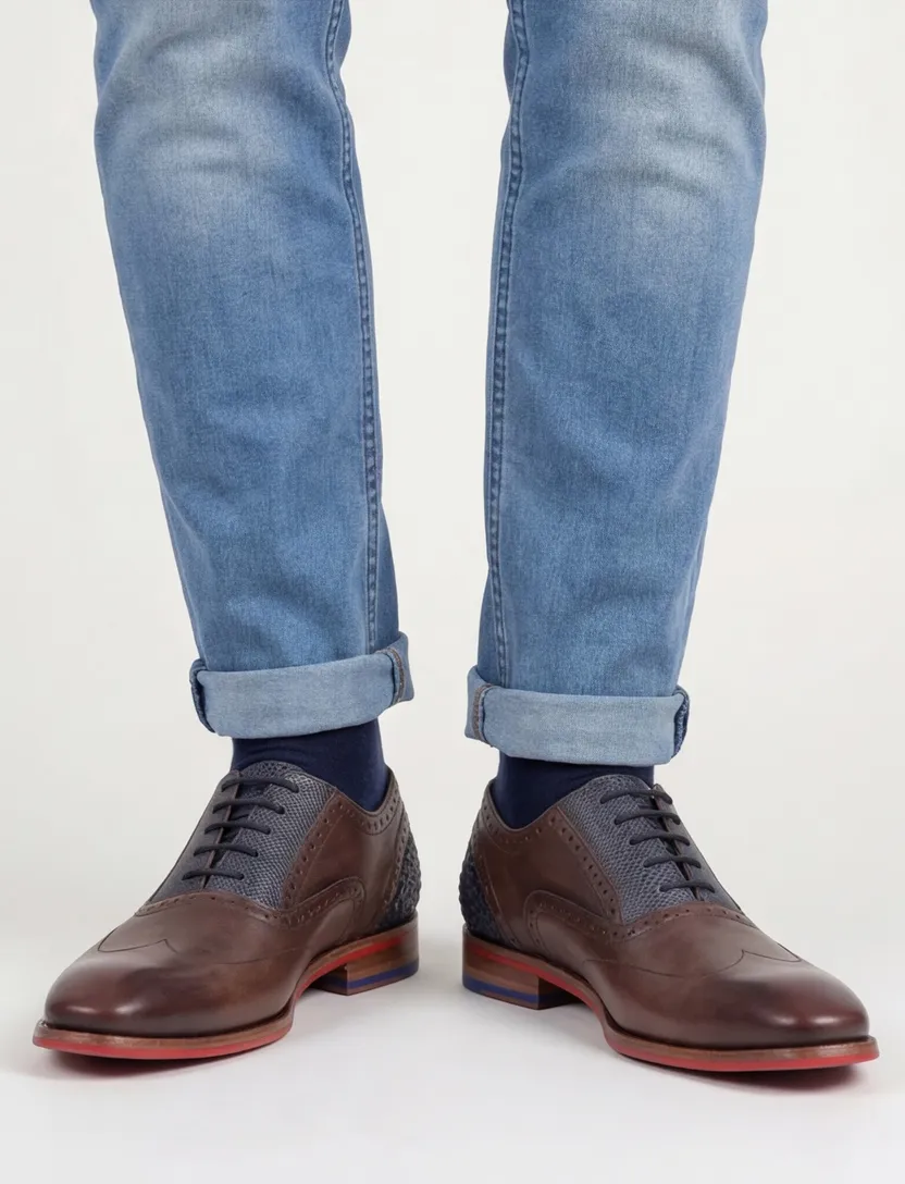 Donkerbruine Floris van Bommel veterschoenen leer