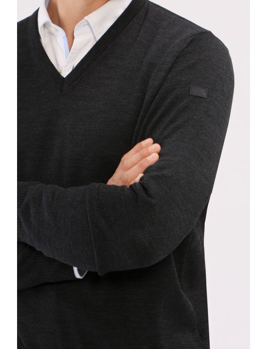 Maerz trui v-hals antraciet merinowol