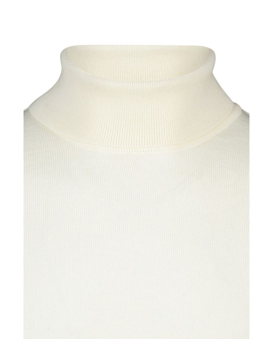 Maerz coltrui gebroken wit