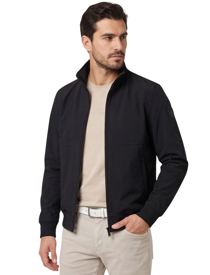 Airforce softshell jack zwart