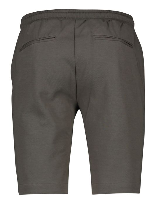 Born with appetite bermuda bruin