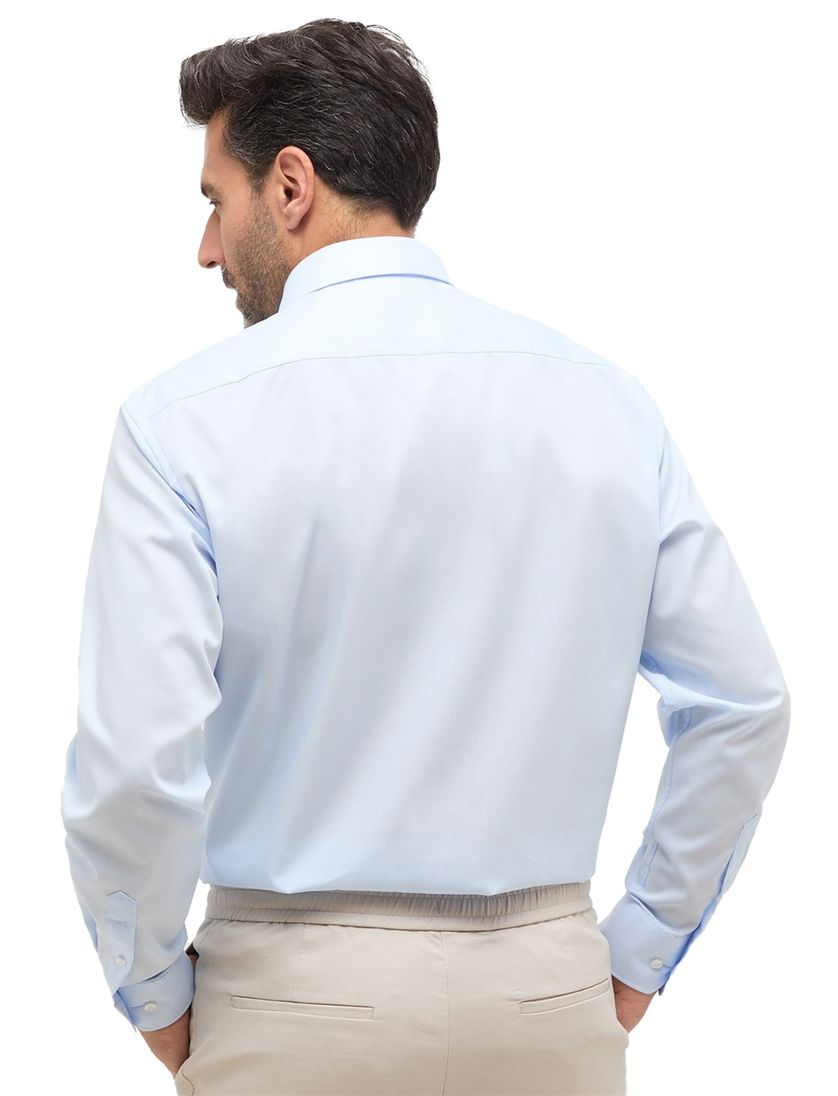 Eterna business overhemd Comfort Fit lichtblauw borstzak effen katoen