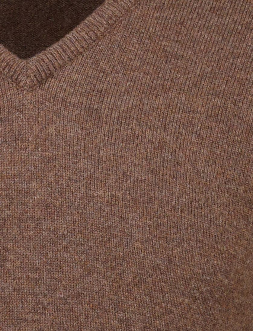 Bruine V-hals trui William Lockie lamswol