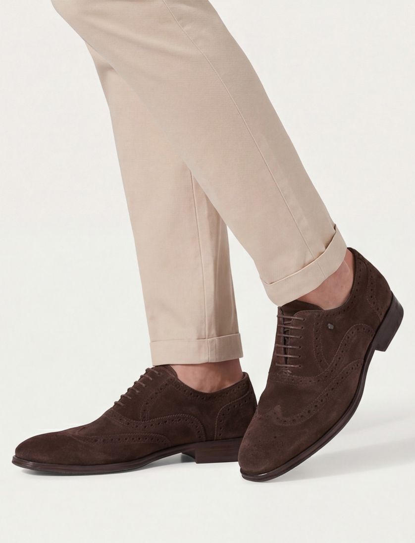 Floris van Bommel lage veterschoenen bruin effen leer en suede