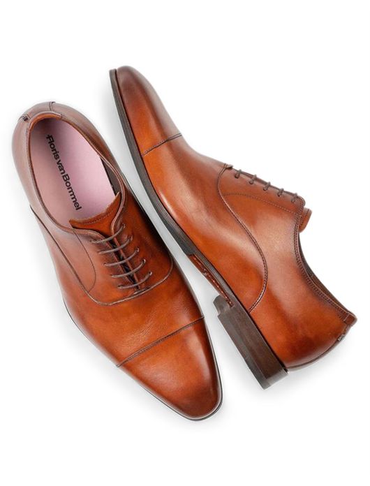 Floris van Bommel veterschoenen cognac leer