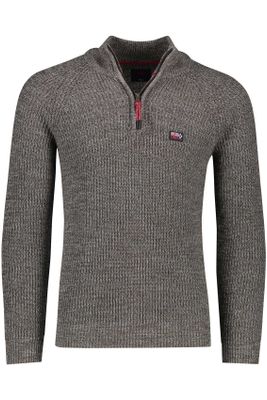 New Zealand NZA Sweater bruin Ngongofaha half zip normale fit