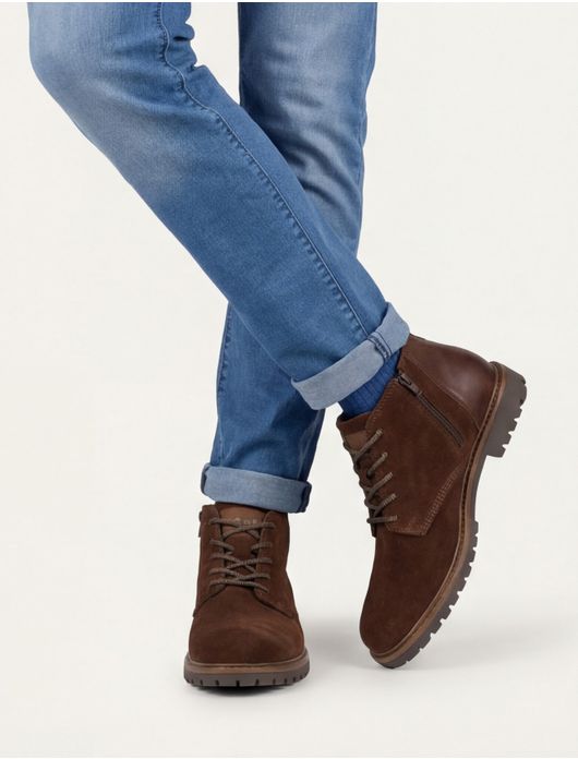 Bugatti veterschoenen bruin leer effen