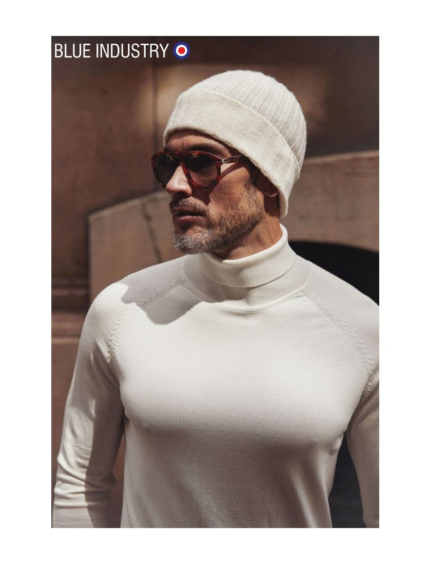 coltrui Blue Industry off-white