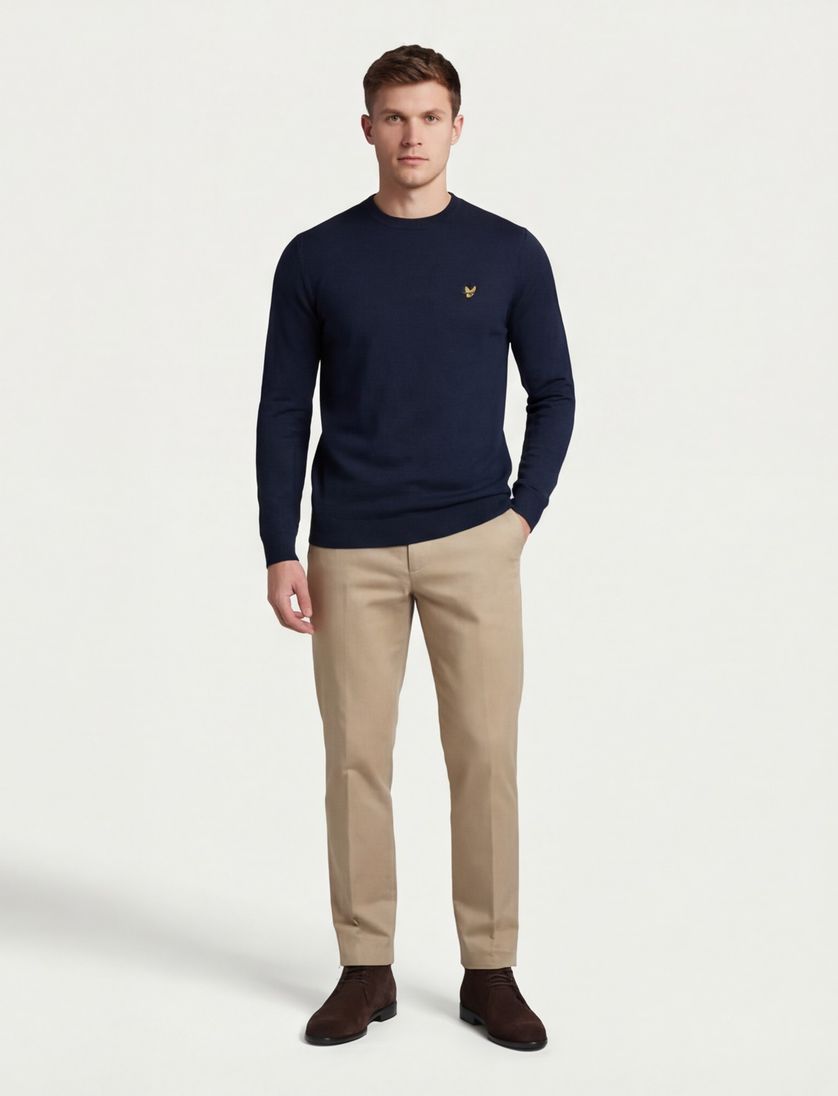 trui Lyle & Scott donkerblauw slim fit merinowol