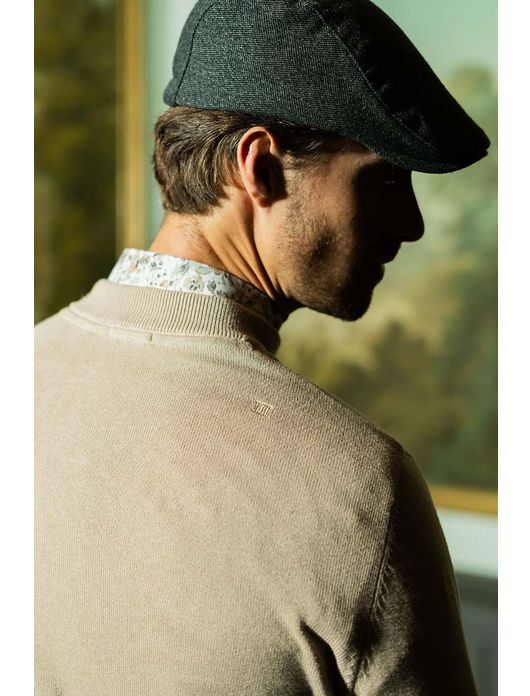 Tresanti pet antraciet