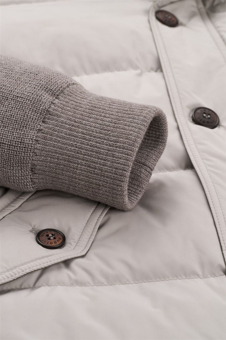 Bugatti tussenjas beige met knoop + rits wijde fit