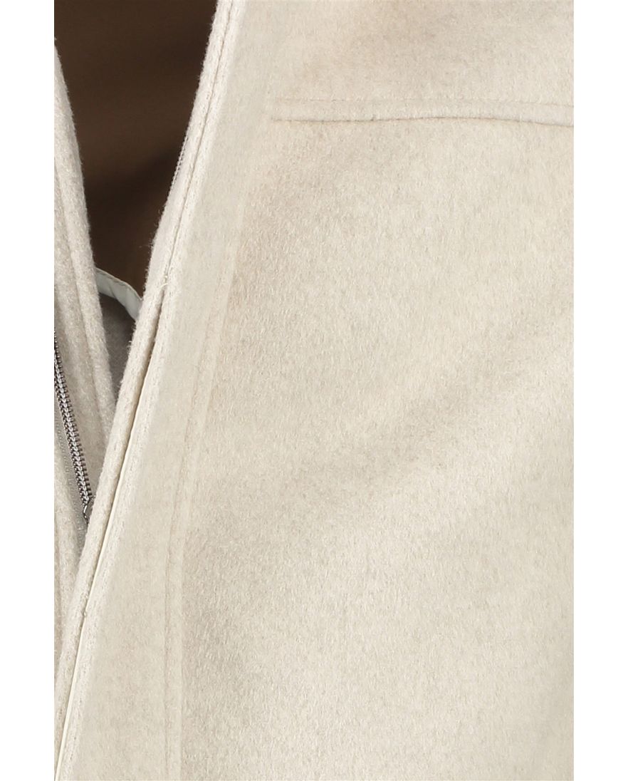 Born With Appetite tussenjas creme