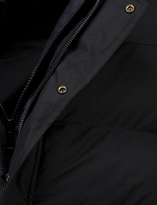 Airforce winterjas kort effen zwart gewatteerd puffer