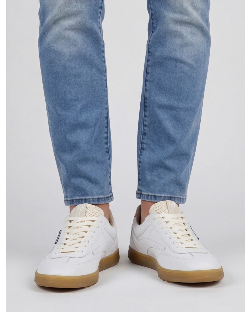 Floris van bommel sneaker wit effen leer