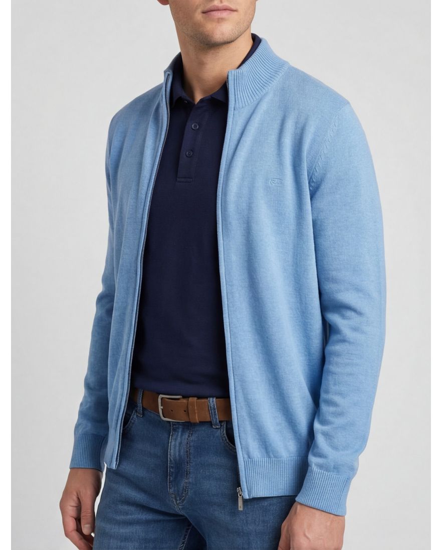 Casa Moda vest effen lichtblauw katoen wijde fit