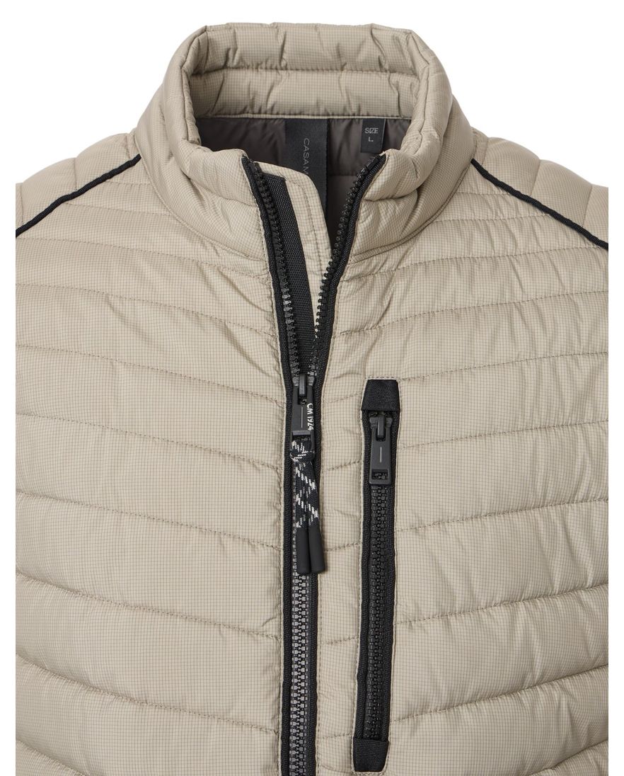 Casa Moda Tussenjas beige gewatteerd wijde fit