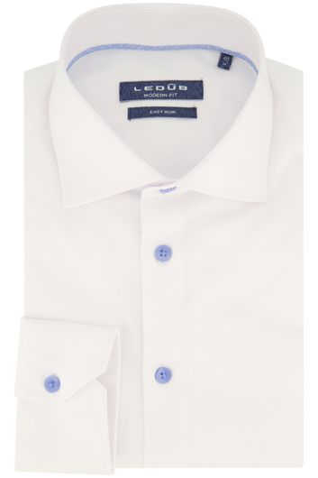 Ledub overhemd wit strijkvrij met blauwe knopen