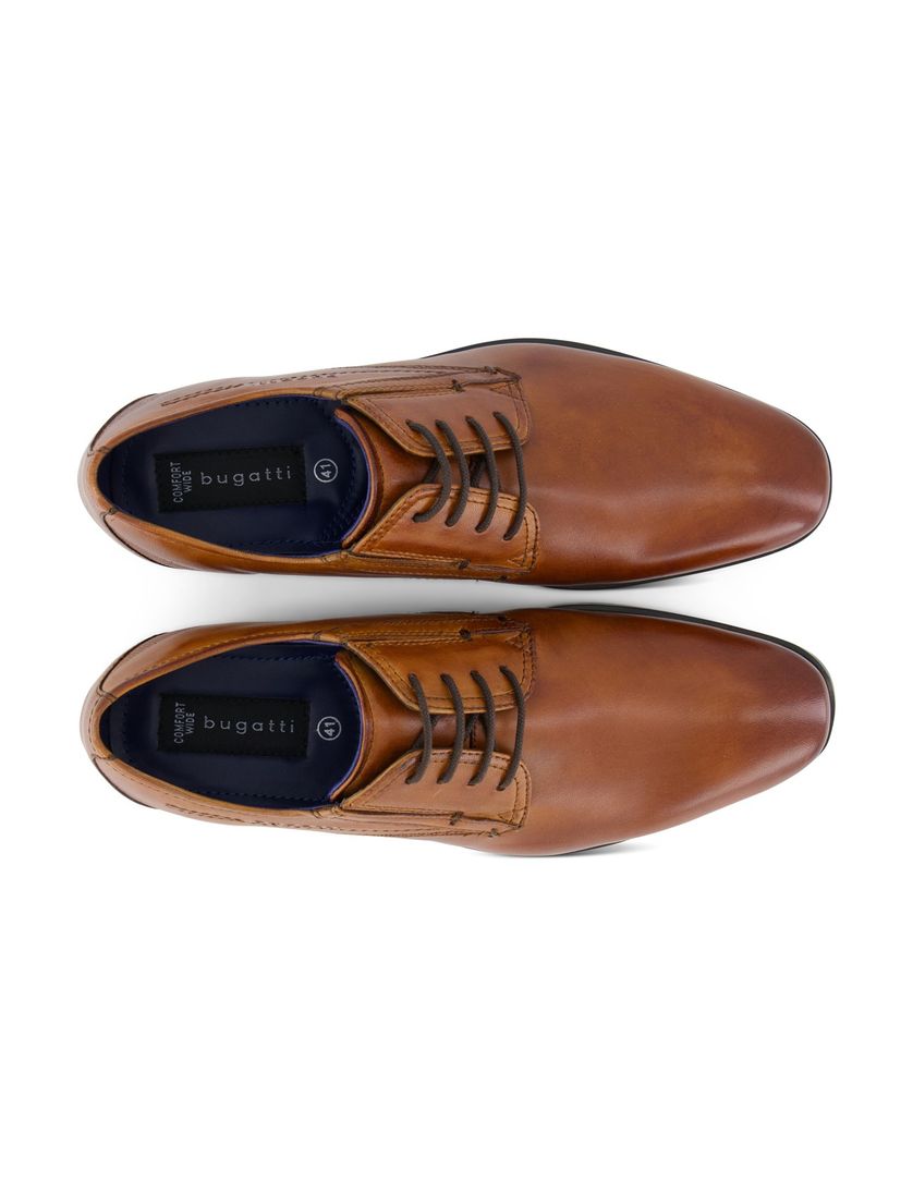 Bugatti nette veterschoenen bruin leer effen