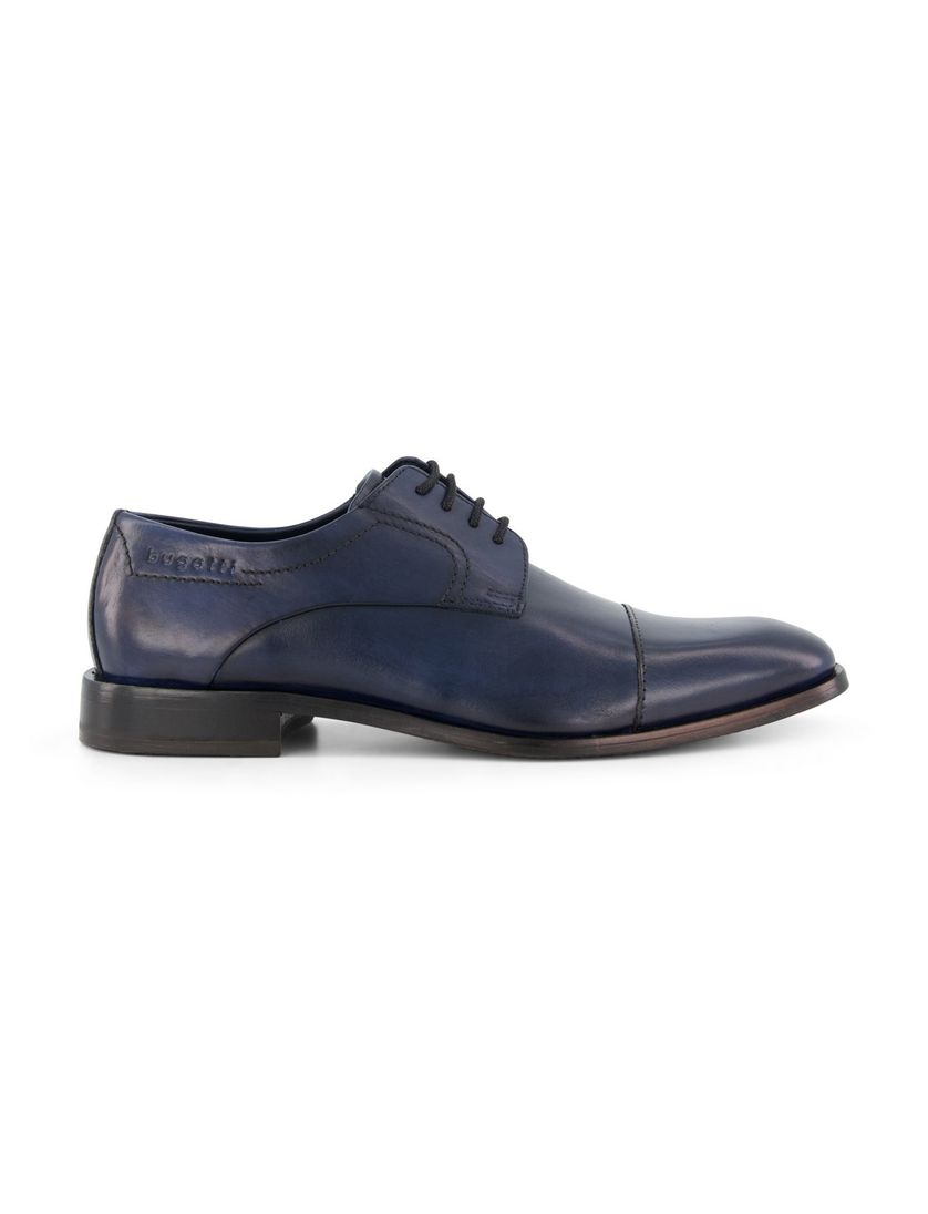 Bugatti veterschoenen blauw leer laag