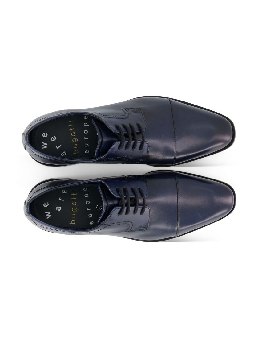 Bugatti veterschoenen blauw leer laag