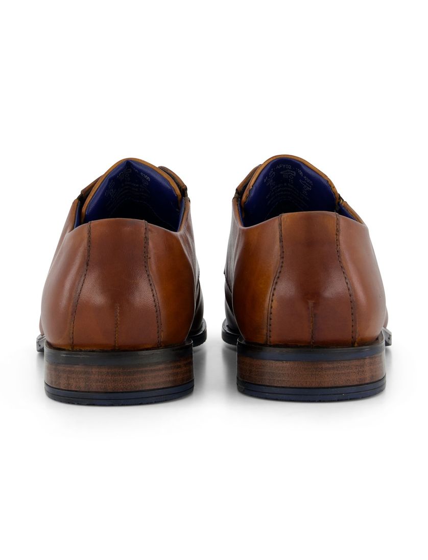 Bugatti veterschoenen bruin leer effen