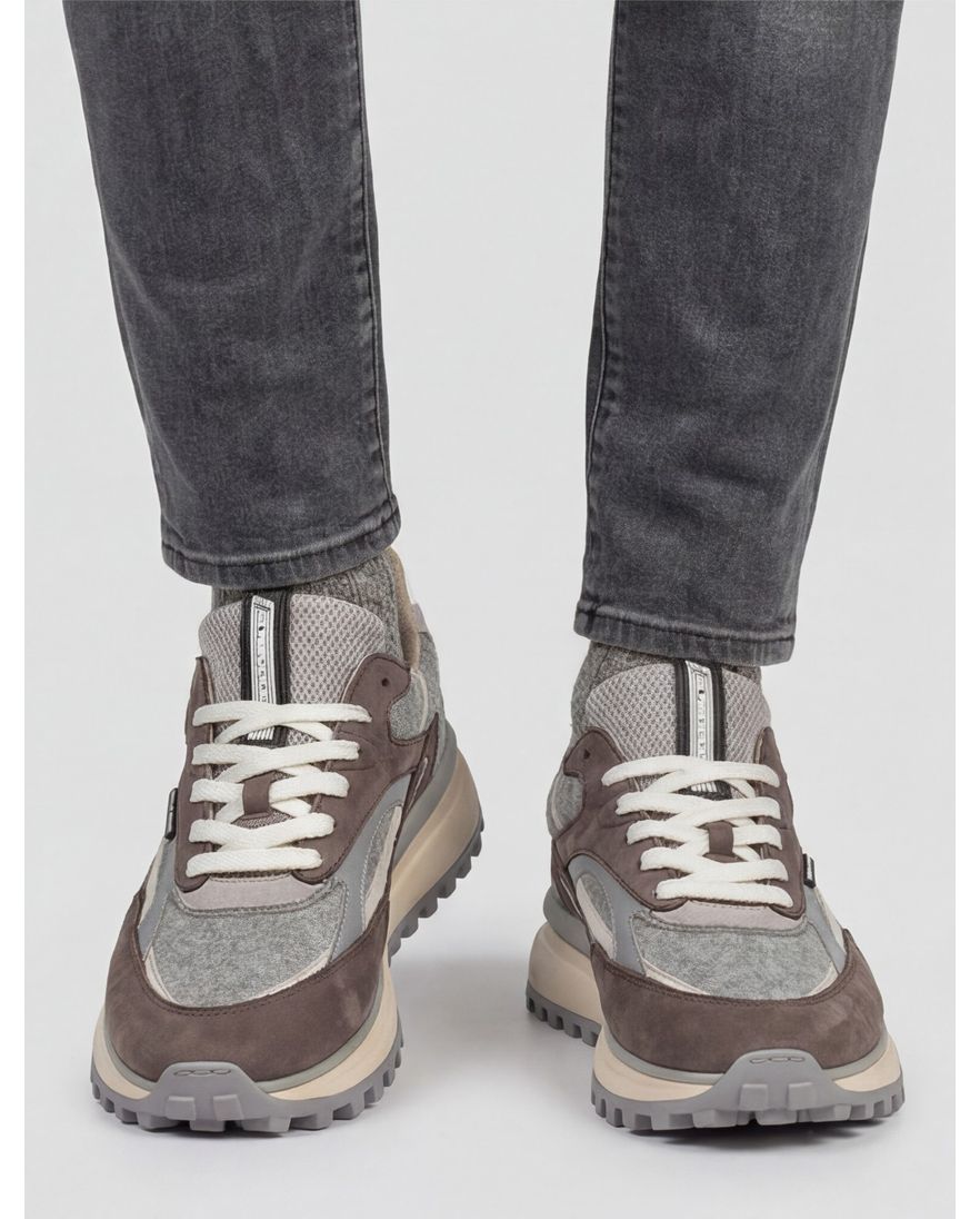 Floris van Bommel sneakers bruin effen