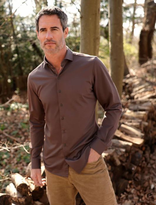 R2 knitted overhemd bruin effen