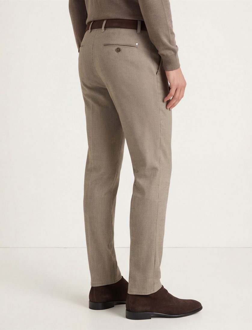 Pantalon chino COM4 Modern Chino bruin