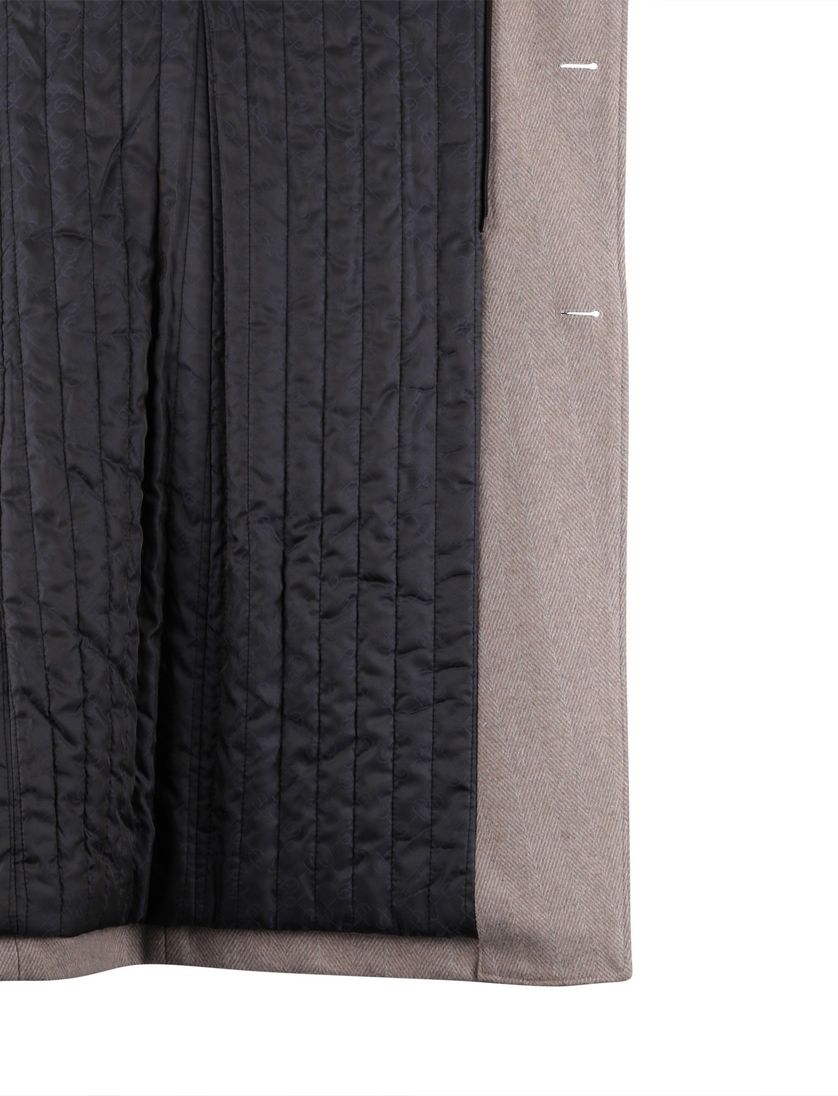 Beige winter manteljas Carl Gross