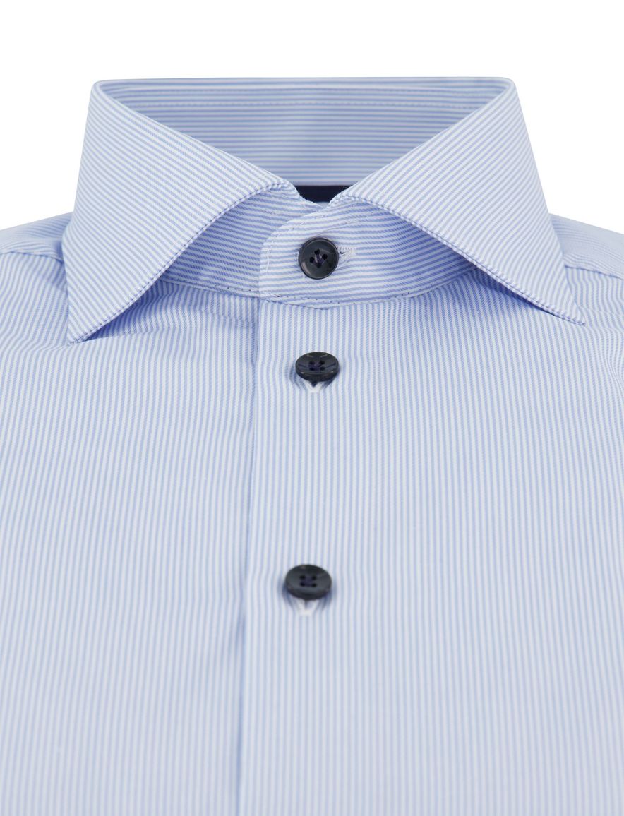 John Miller overhemd mouwlengte 7 lichtblauw gestreept