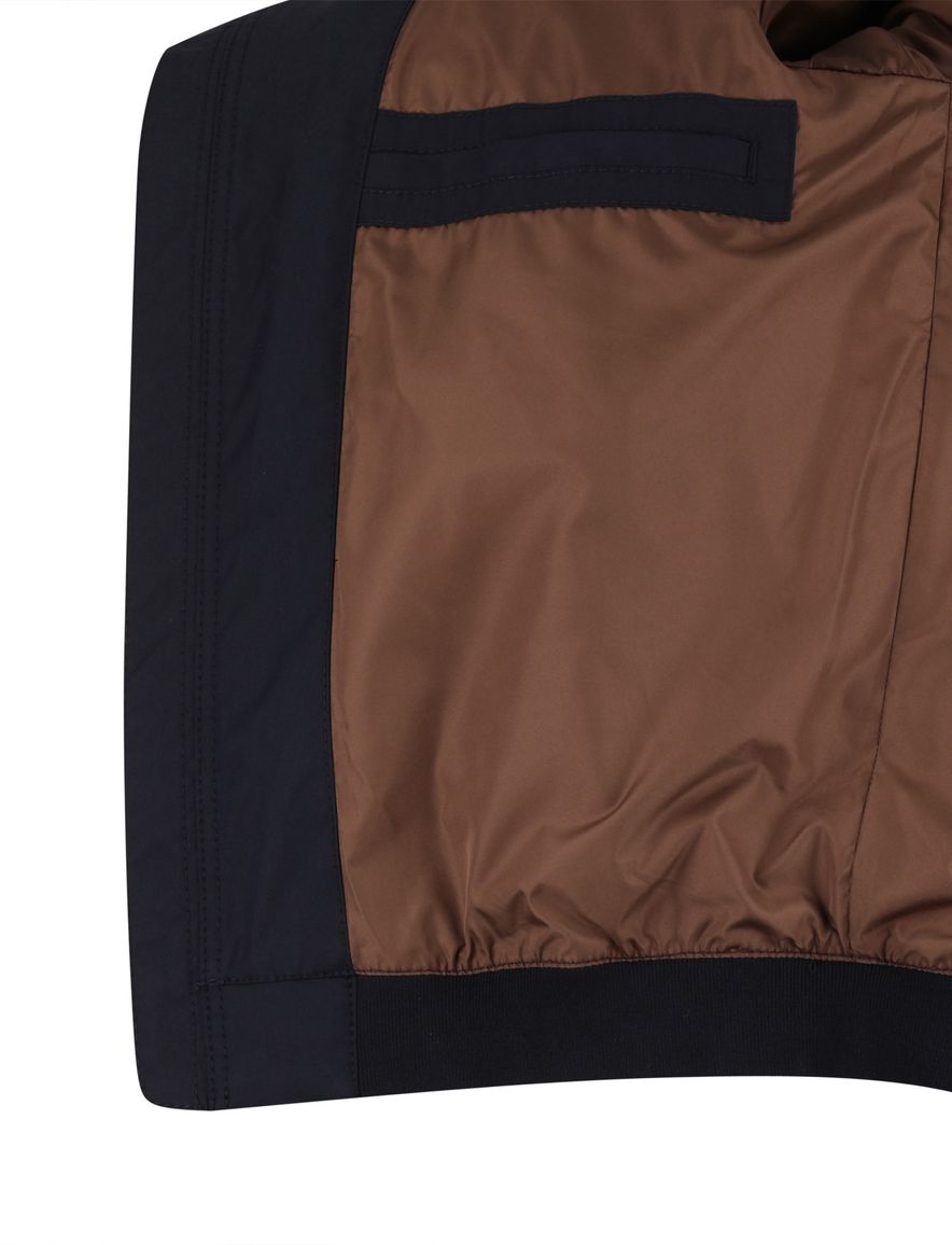 Donkerblauwe Bugatti zomerjas