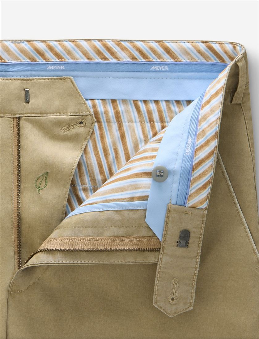 Camel chino flat front Meyer New York effen