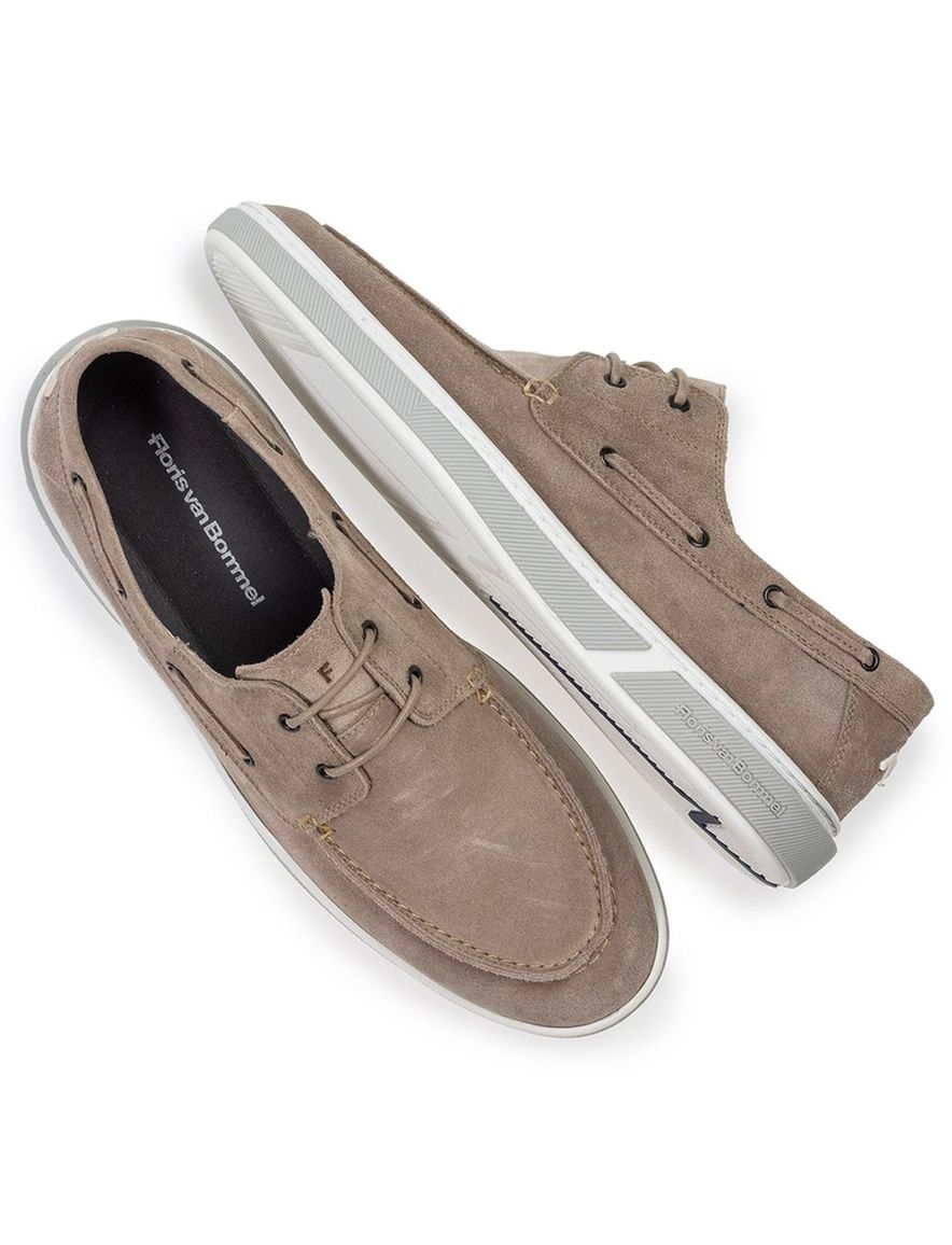 Instapper Van Bommel beige suède effen met lichte zool