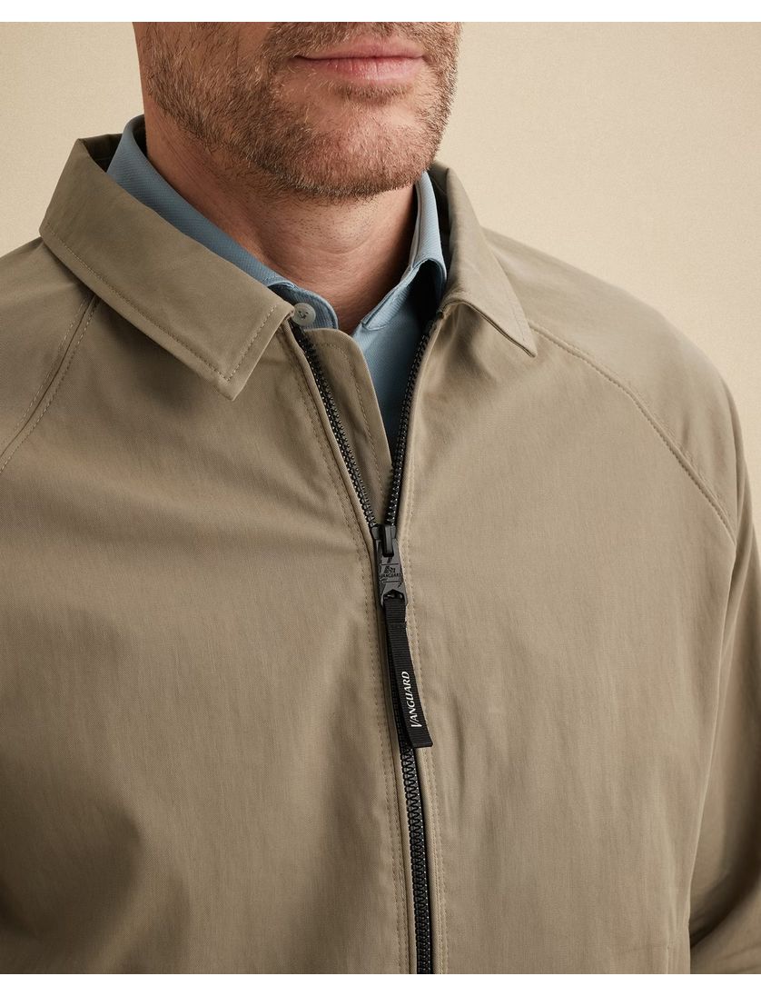 Tussenjas Vanguard beige polokraag normale fit