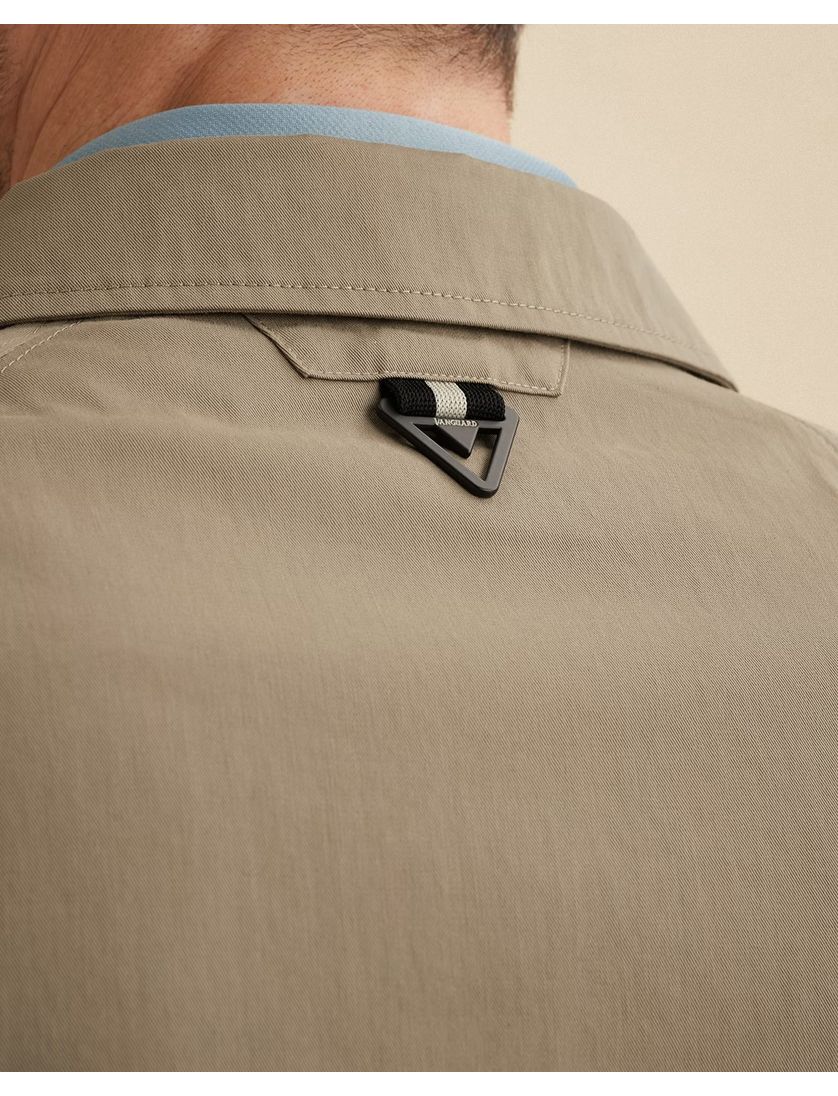 Tussenjas Vanguard beige polokraag normale fit