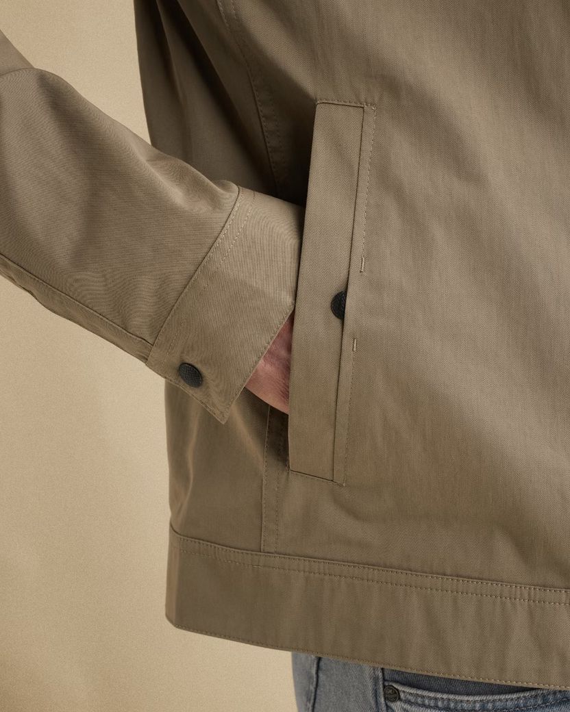 Tussenjas Vanguard beige polokraag normale fit