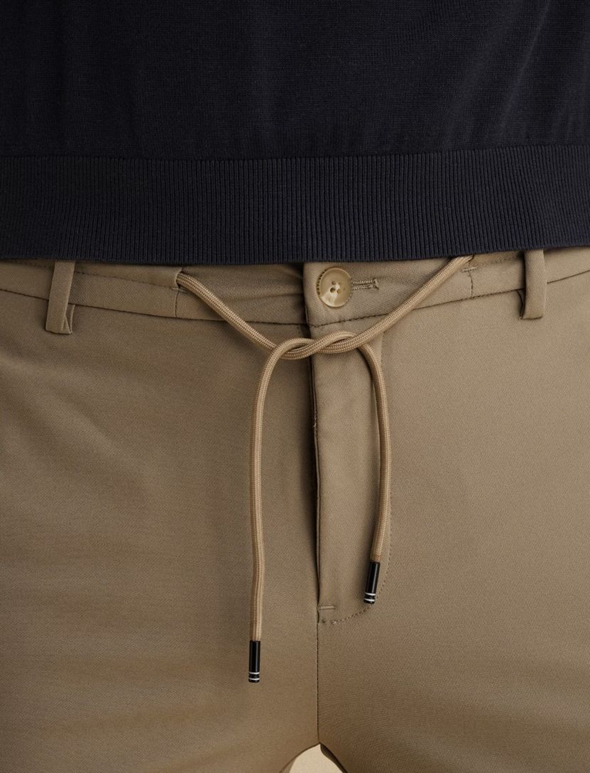 Chino Vanguard V12 khaki stretch