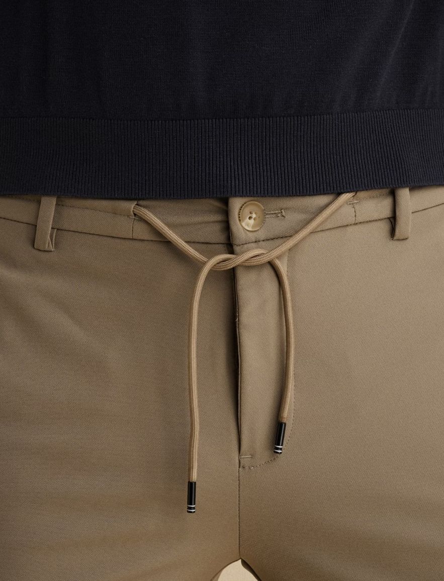 Vanguard V12 Chino Khaki Stretch
