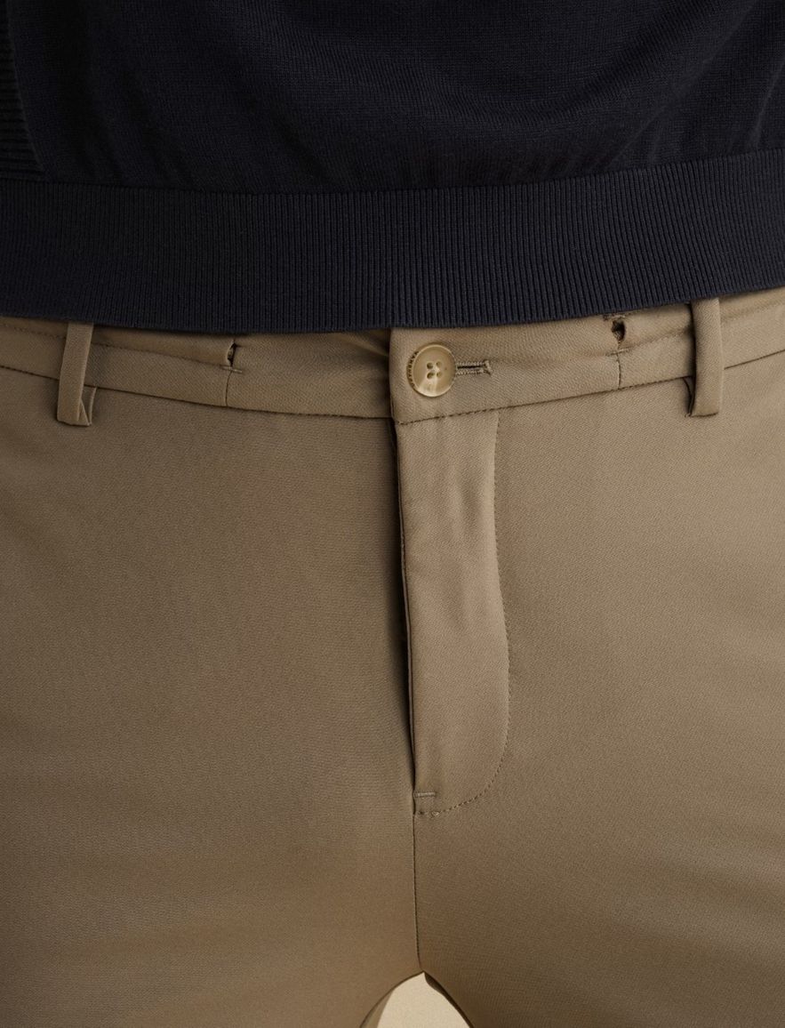 Vanguard V12 Chino Khaki Stretch