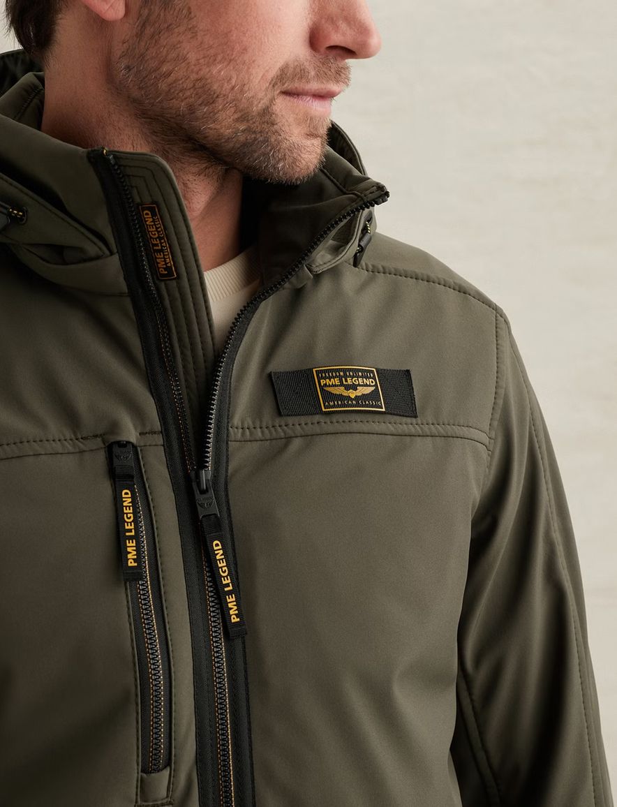 Softshell jas PME Legend Successor donkergroen afritsbare capuchon