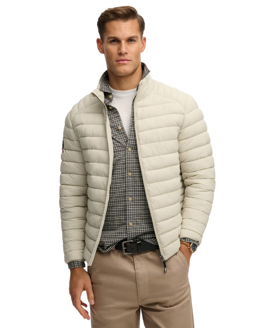 Creme gewatteerde Superdry jas regular fit