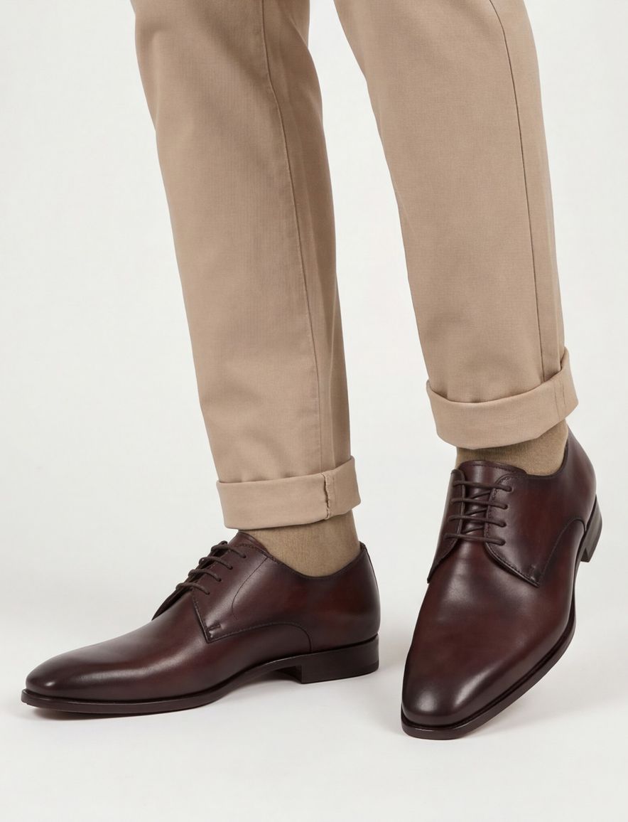 Magnanni veterschoenen bruin effen leer laag model