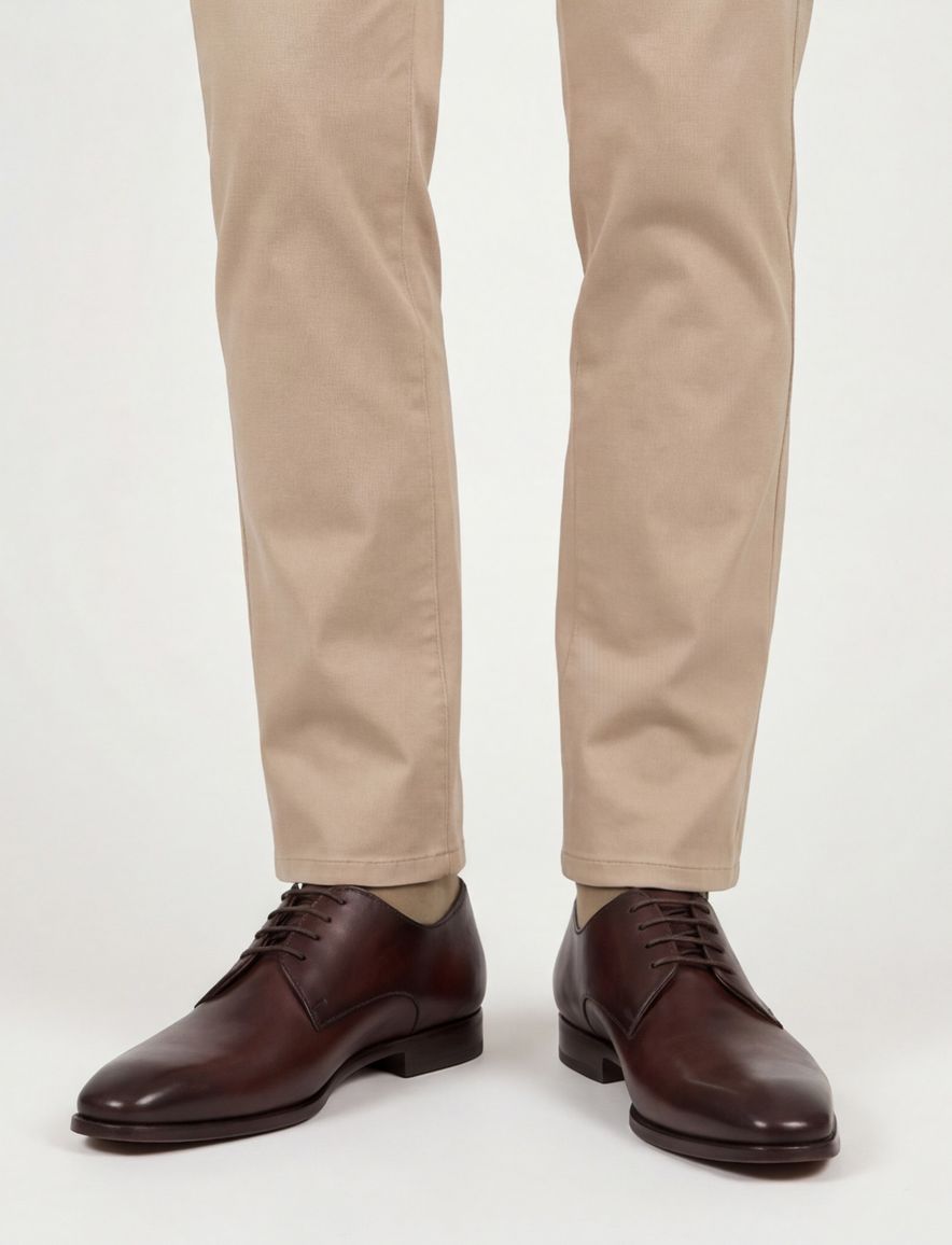 Magnanni veterschoenen bruin effen leer laag model